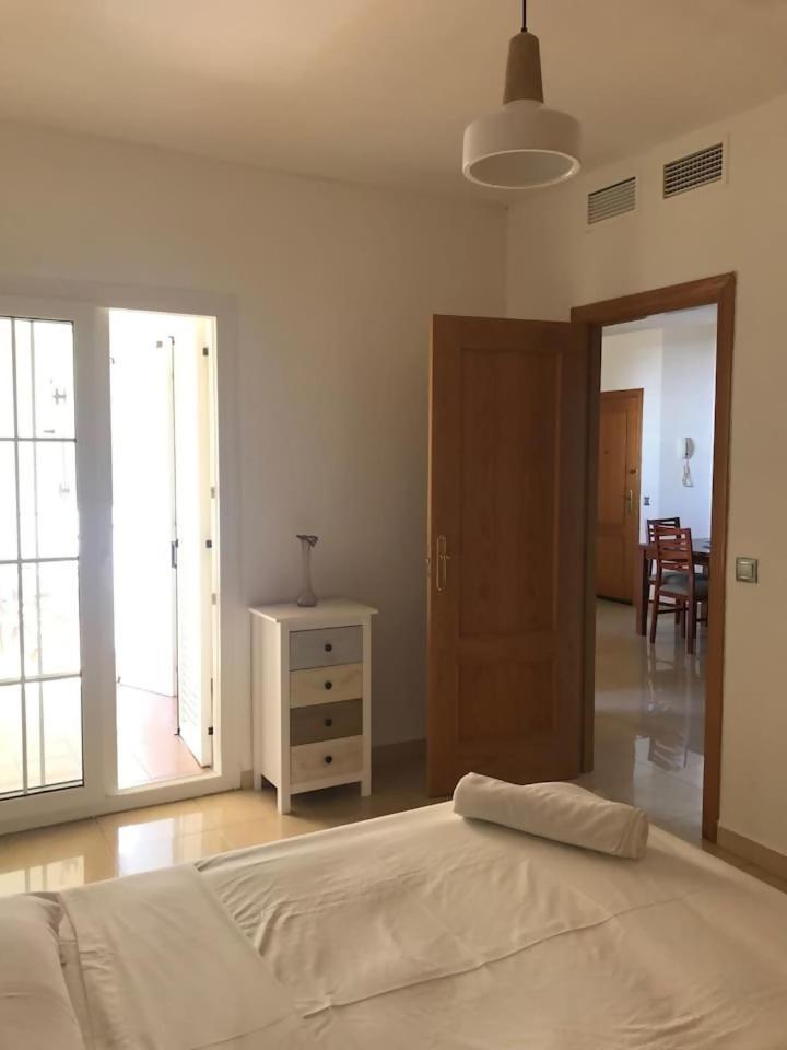 Espectacular Residencial En 1A Linea Con Piscina Apartment Benajarafe Exterior photo